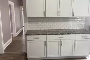 26 Hungerford St, Hartford, CT 06106 - Photo 3
