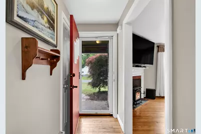 13 Jackson Street, Avon, CT 06001 - Photo 3