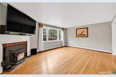 13 Jackson Street, Avon, CT 06001 - Photo 5