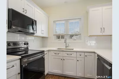 2 Beacon Square #5, Fairfield, CT 06825 - Photo 7