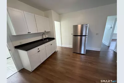 27 Botsford Street #1st Floor, Meriden, CT 06451 - Photo 3