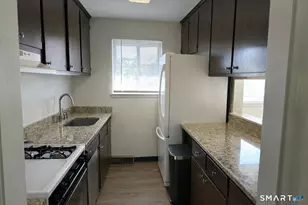 208 Timber Ln, Canton, CT 06019 - Photo 3