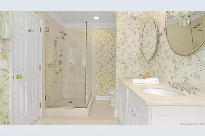 162 Regents Park #162, Westport, CT 06880 - Photo 17