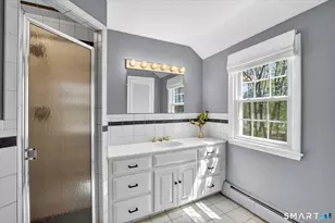 22 Fox Den Rd, Simsbury, CT 06092 - Photo 25
