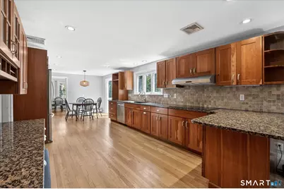 22 Fox Den Road, Simsbury, CT 06092 - Photo 7