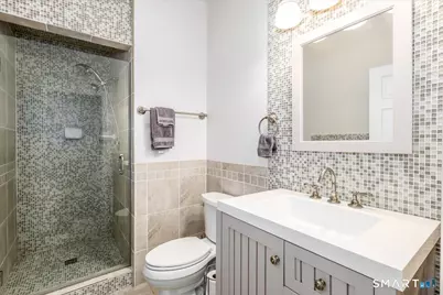 33 Greenknoll Drive, Brookfield, CT 06804 - Photo 13