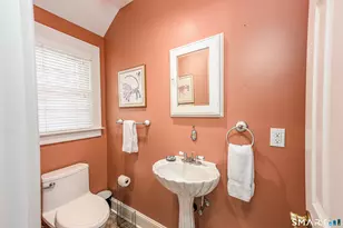 21 Chapel Dr, Branford, CT 06405 - Photo 17