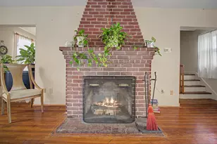 133 E Eaton St, Bridgeport, CT 06604 - Photo 9