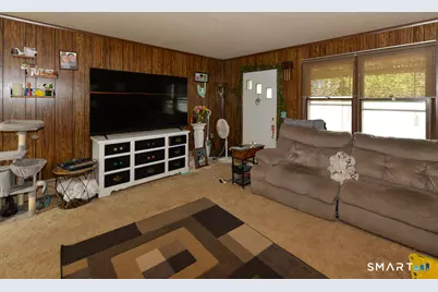 22 Church Street, Seymour, CT 06483 - Photo 25