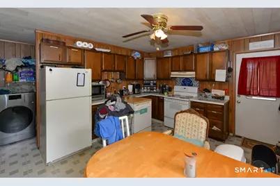 22 Church Street, Seymour, CT 06483 - Photo 23