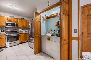 91 Ford St, Ansonia, CT 06401 - Photo 13