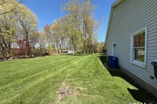 91 Ford St, Ansonia, CT 06401 - Photo 33