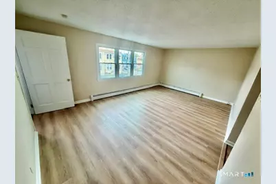 114 Waldorf Avenue, Bridgeport, CT 06605 - Photo 3