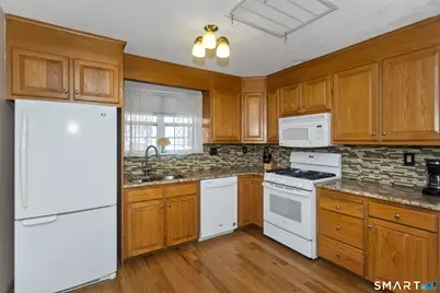 8 Dibble Hollow Lane #8, Windsor Locks, CT 06096 - Photo 3