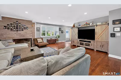 745 Montauk Avenue, New London, CT 06320 - Photo 5
