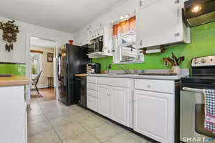 138 S Broad St, Stonington, CT 06379 - Photo 11
