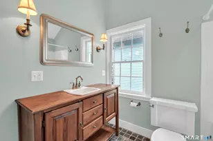 10 Trumbull St, Stonington, CT 06378 - Photo 21
