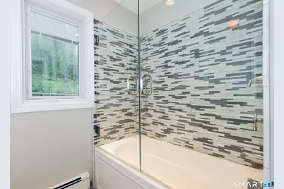 6 Hillside Court, Brookfield, CT 06804 - Photo 13