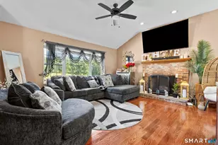 81 Hidden Pond Road, Waterbury, CT 06704 - Photo 11