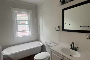 164 Barker St, Hartford, CT 06114 - Photo 11