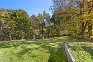 31 Gray Farms Rd, Stamford, CT 06905 - Photo 37