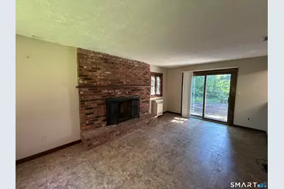 28 Goebel Road, Hamden, CT 06514 - Photo 7