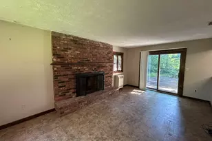 28 Goebel Rd, Hamden, CT 06514 - Photo 7