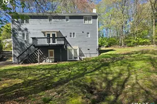 54 Highlawn St, Waterbury, CT 06705 - Photo 29