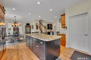 8 Curtiss Meadows, Woodbury, CT 06798 - Photo 9