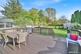 61 Cedar St, Newington, CT 06111 - Photo 9