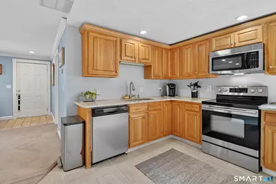 61 Cedar Street, Newington, CT 06111 - Photo 19