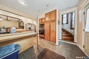 24 Maynard Ave, Waterbury, CT 06708 - Photo 33