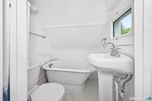 24 Maynard Ave, Waterbury, CT 06708 - Photo 29