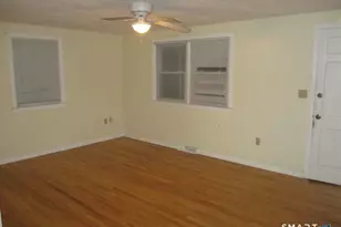25 Mettler St, Woodbridge, CT 06525 - Photo 5