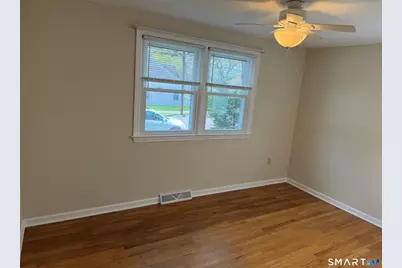 25 Mettler Street #1st, Woodbridge, CT 06525 - Photo 11