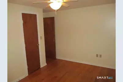 25 Mettler Street #1st, Woodbridge, CT 06525 - Photo 9