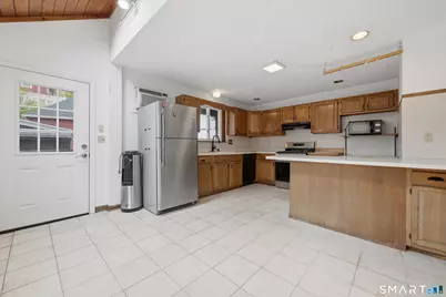 112 Howe Avenue, Shelton, CT 06484 - Photo 11