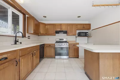112 Howe Avenue, Shelton, CT 06484 - Photo 13