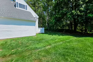 65 Perry St, Putnam, CT 06260 - Photo 23