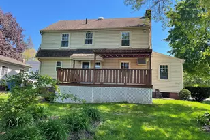 22 Carmel St, Hartford, CT 06106 - Photo 3