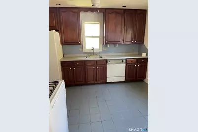 22 Carmel Street, Hartford, CT 06106 - Photo 7