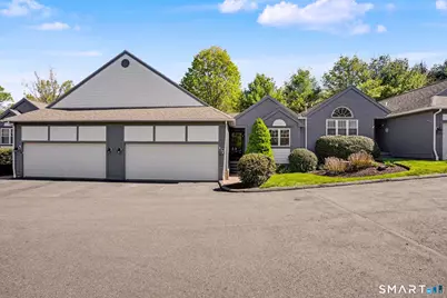 29 Greystone #29, Shelton, CT 06484 - Photo 1
