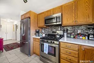 64 Montoya Dr, Branford, CT 06405 - Photo 11