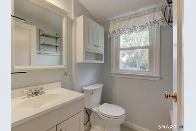 123 Bretton Road, Manchester, CT 06042 - Photo 17