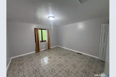 409 Oak Avenue, Torrington, CT 06790 - Photo 9