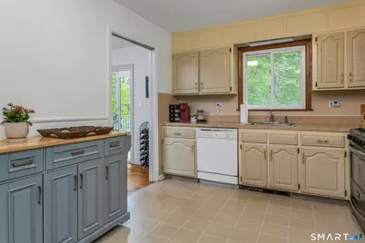 209 Prudence Drive, Stamford, CT 06907 - Photo 11