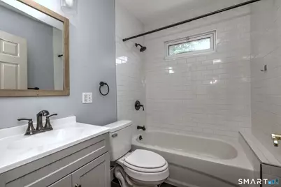 88 East Brown Street, West Haven, CT 06516 - Photo 23