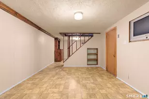 4 Bowen Rd, North Haven, CT 06473 - Photo 15