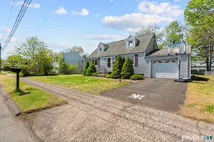 4 Bowen Rd, North Haven, CT 06473 - Photo 3