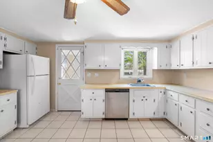 4 Bowen Rd, North Haven, CT 06473 - Photo 29